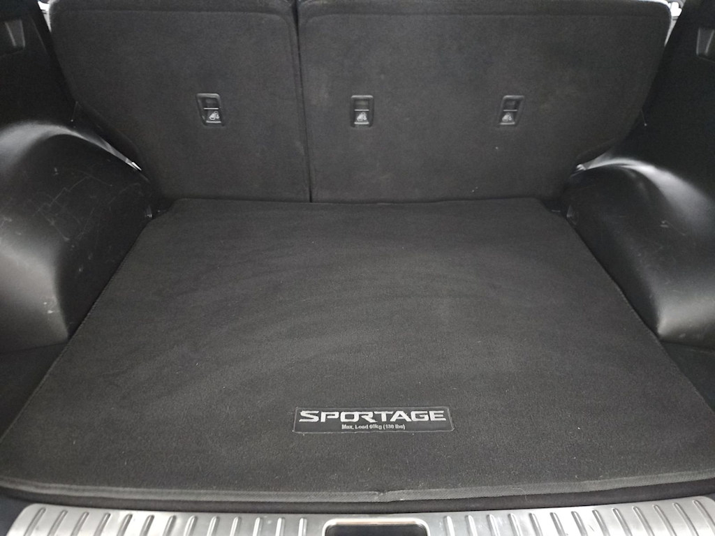 Thumbnail: 2020 Kia Sportage - 18