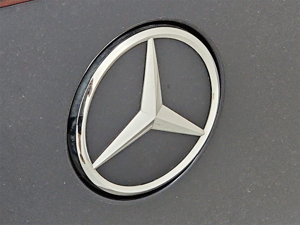 Thumbnail: 2022 Mercedes-Benz EQS - 7