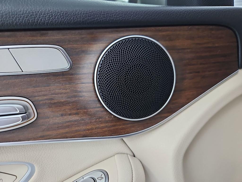 Thumbnail: 2022 Mercedes-Benz GLC - 36