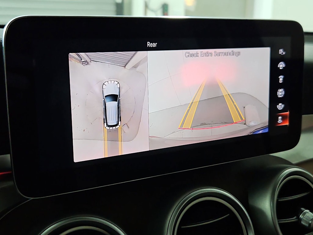 Thumbnail: 2022 Mercedes-Benz GLC - 35