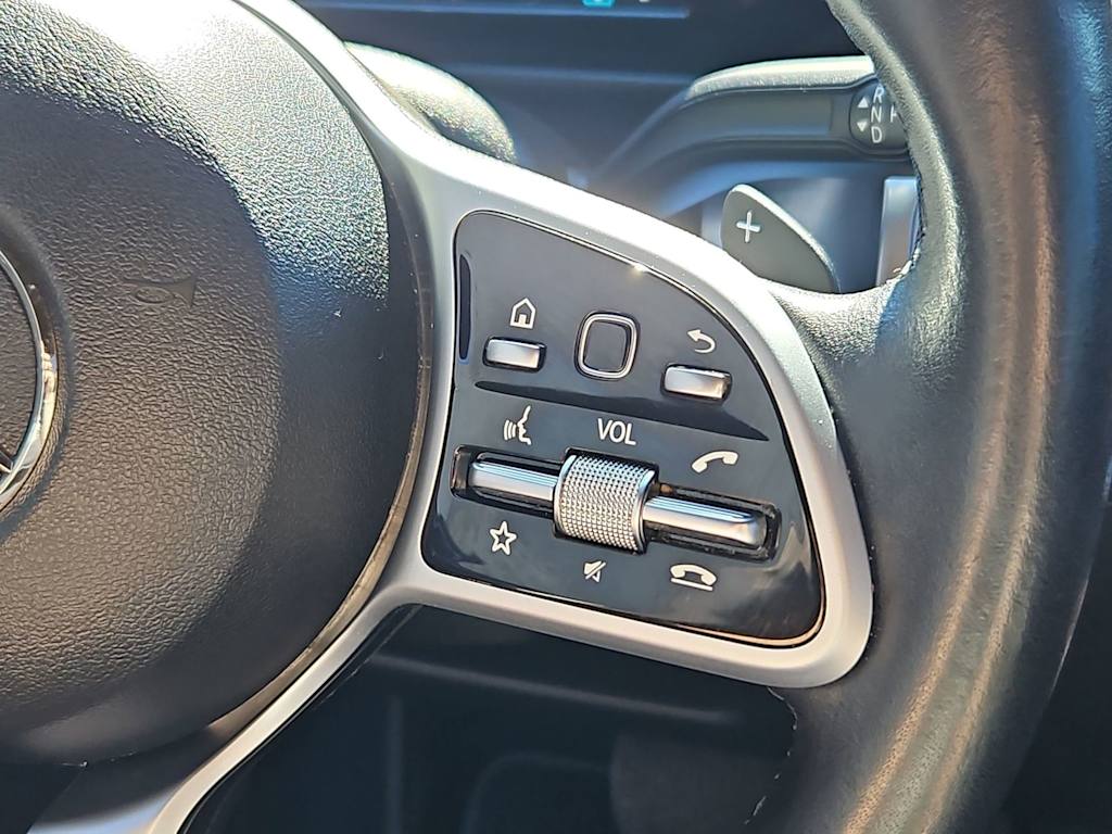 Thumbnail: 2020 Mercedes-Benz GLB - 28