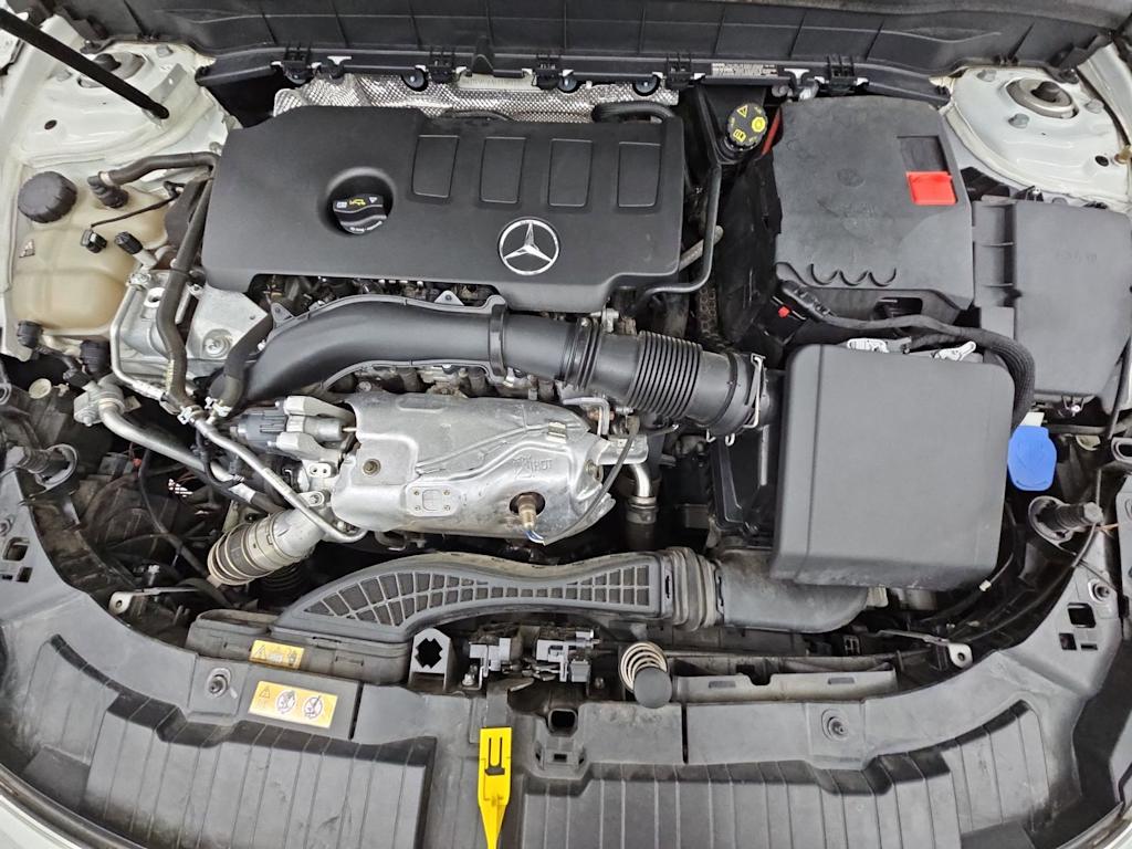 Thumbnail: 2020 Mercedes-Benz GLB - 9