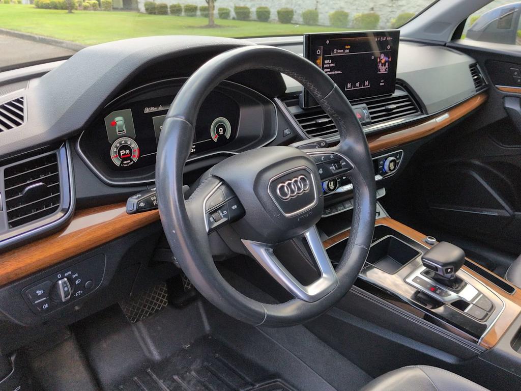 Thumbnail: 2021 Audi Q5 - 2