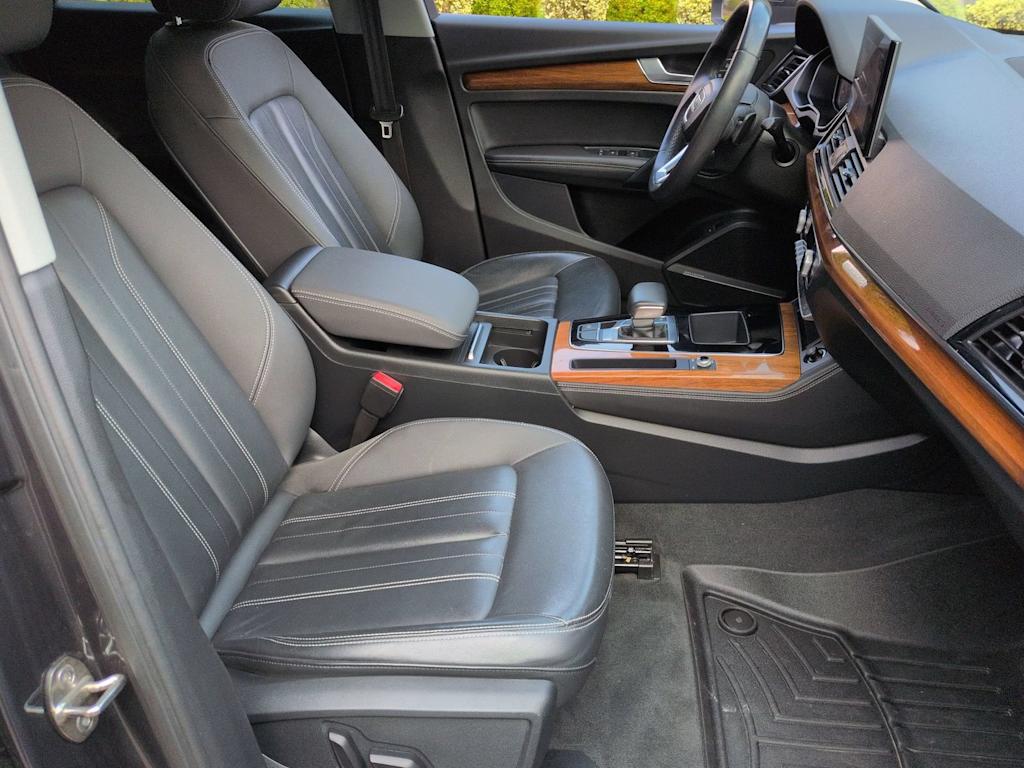 Thumbnail: 2021 Audi Q5 - 11