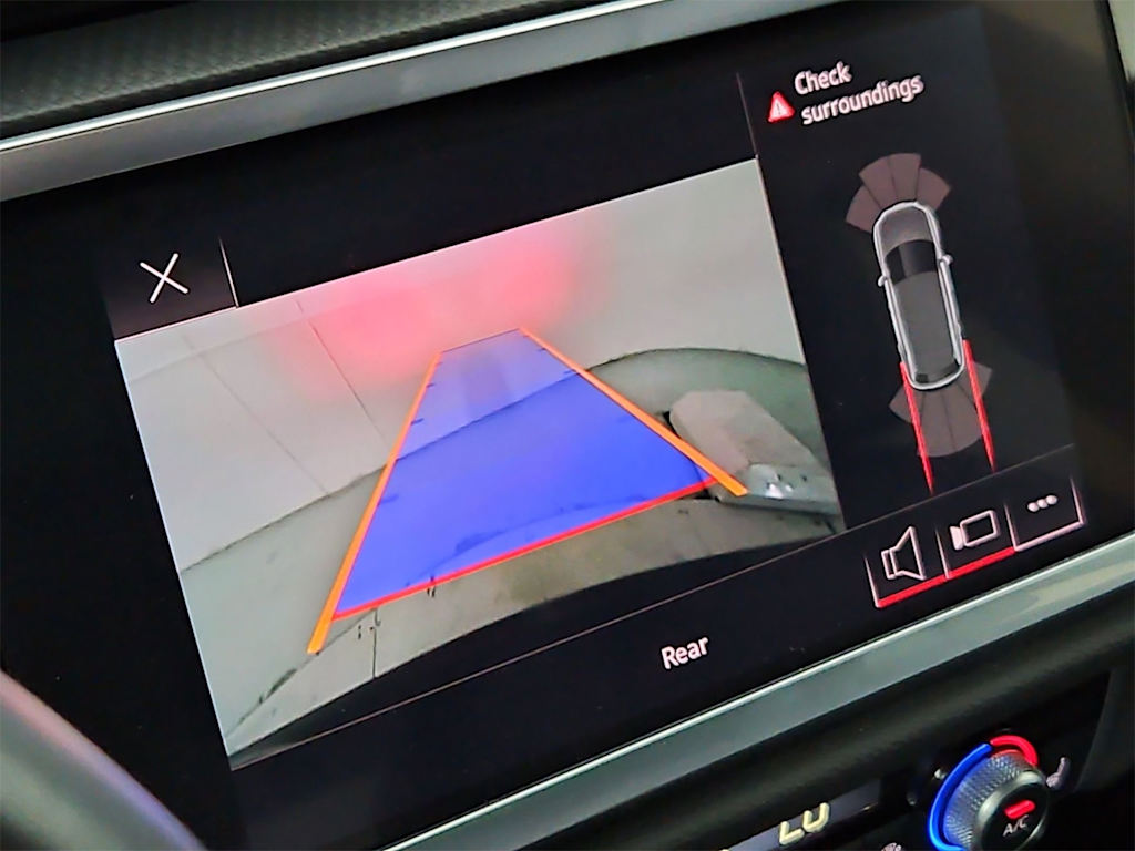 Thumbnail: 2022 Audi Q3 - 36