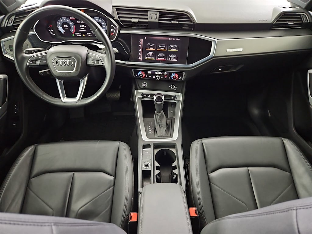 Thumbnail: 2022 Audi Q3 - 10