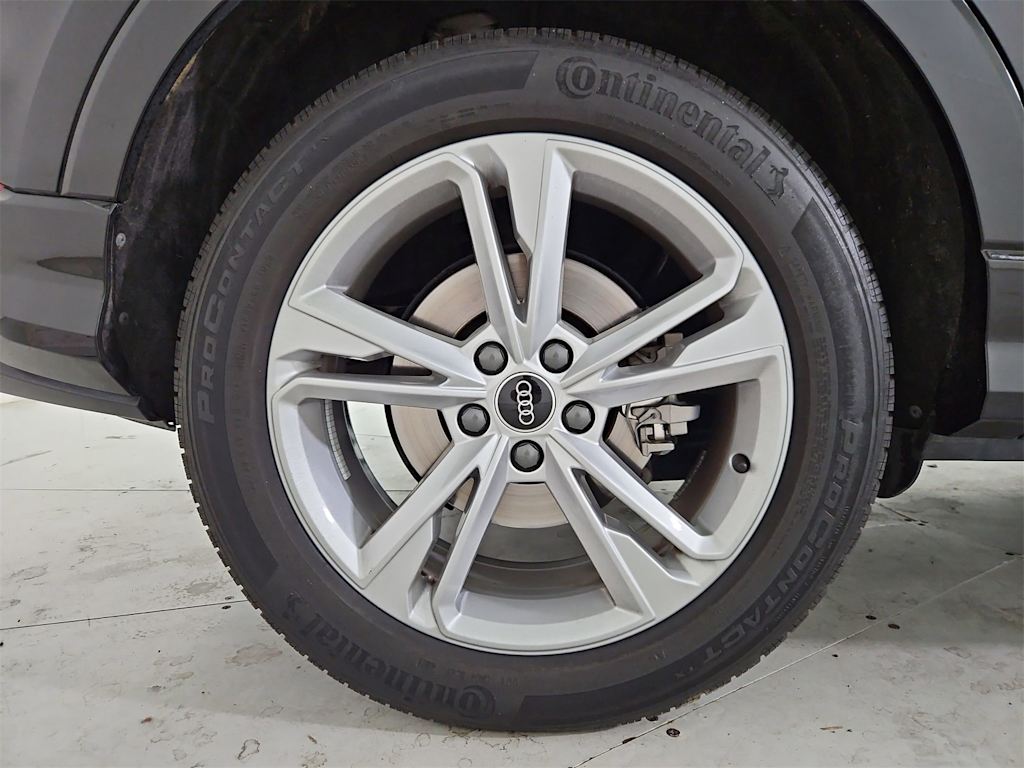 Thumbnail: 2022 Audi Q3 - 8