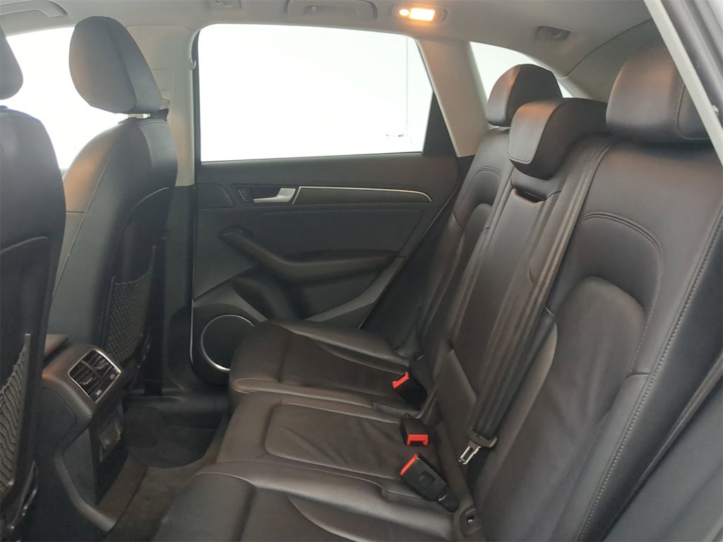 Thumbnail: 2014 Audi Q5 - 28