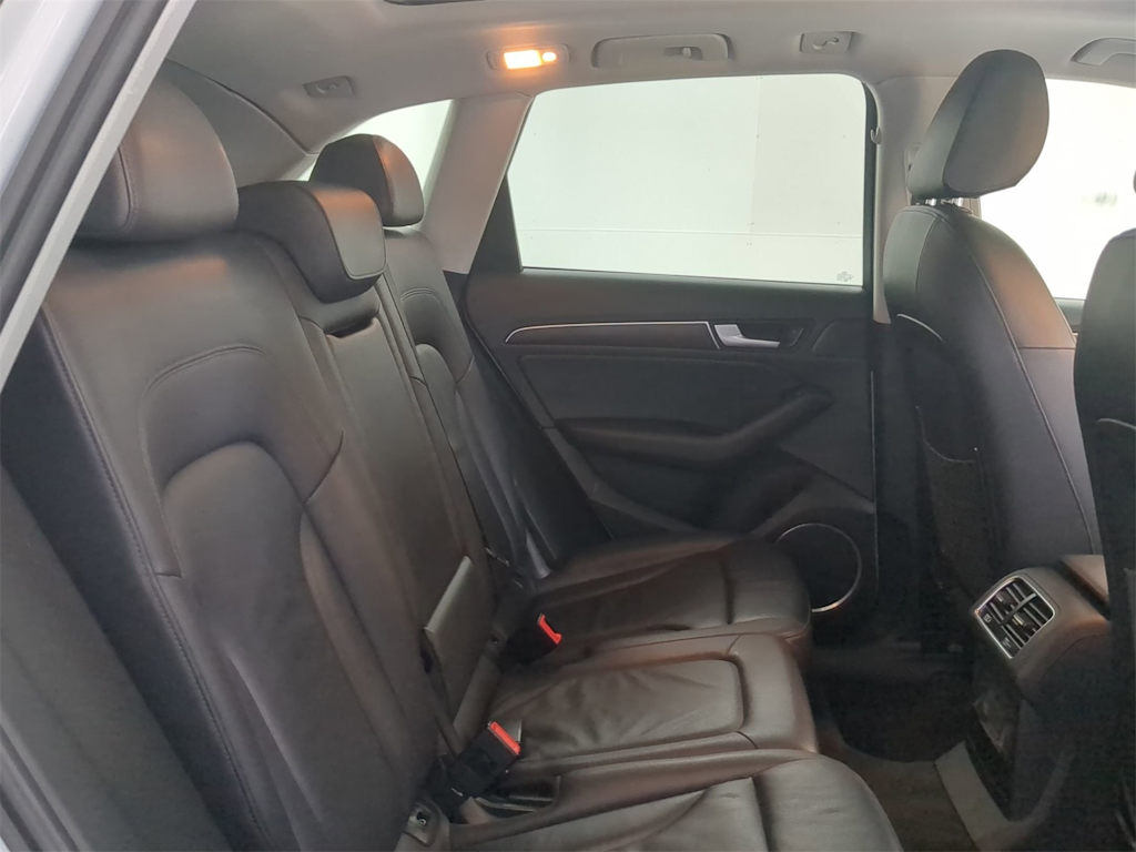 Thumbnail: 2014 Audi Q5 - 29