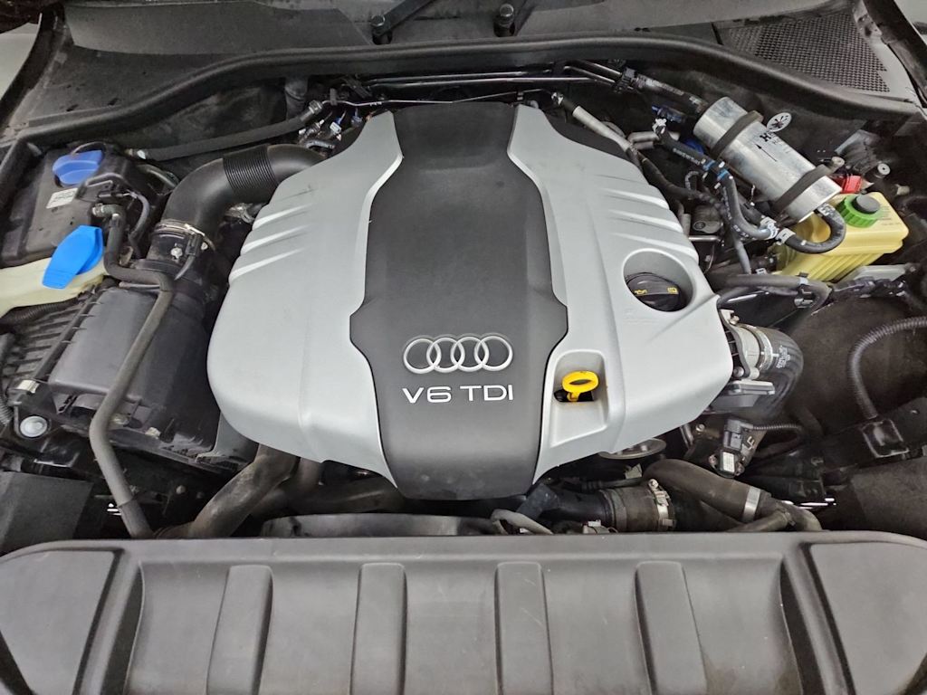 Thumbnail: 2015 Audi Q7 - 9