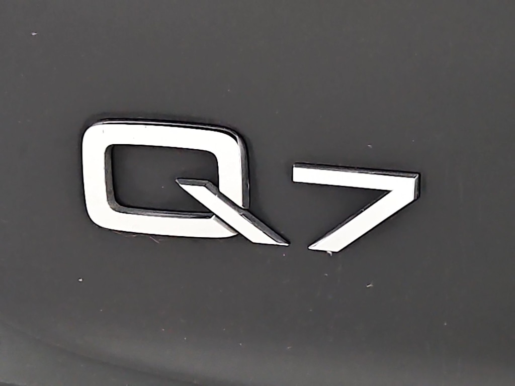 Thumbnail: 2015 Audi Q7 - 25