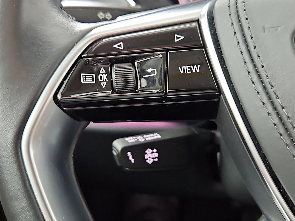 Thumbnail: 2020 Audi A8 - 31