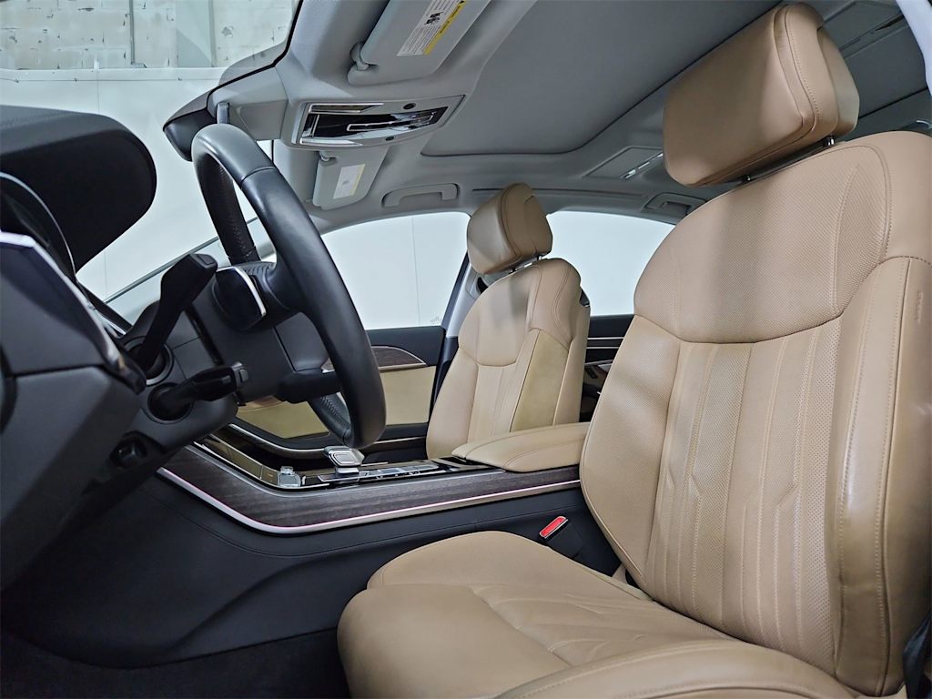 Thumbnail: 2020 Audi A8 - 11