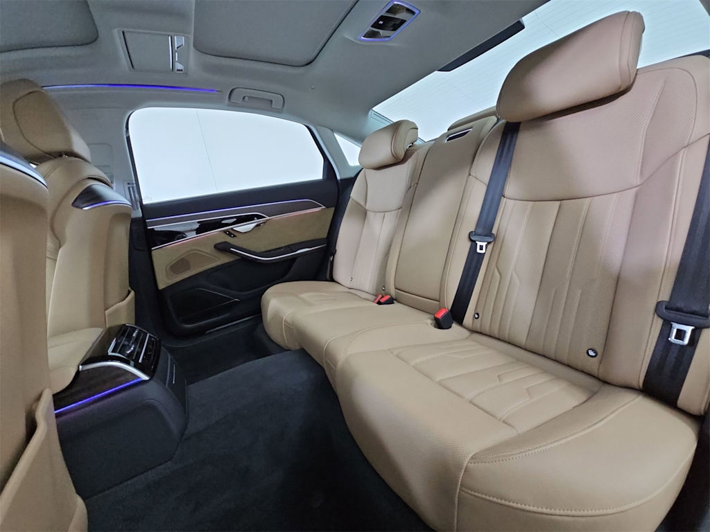 Thumbnail: 2020 Audi A8 - 13