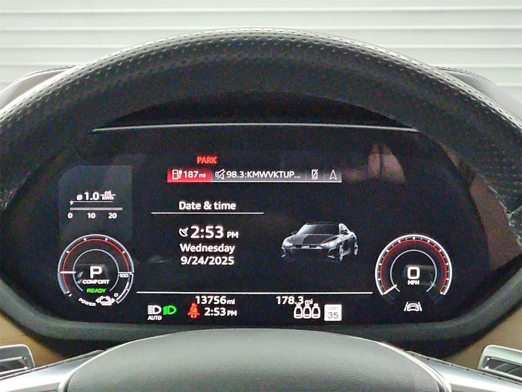 Thumbnail: 2023 Audi e-tron GT - 37