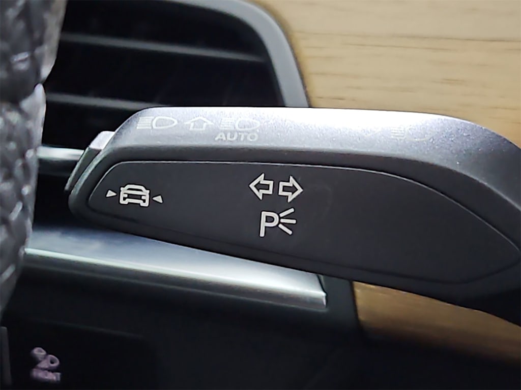 Thumbnail: 2023 Audi e-tron GT - 33