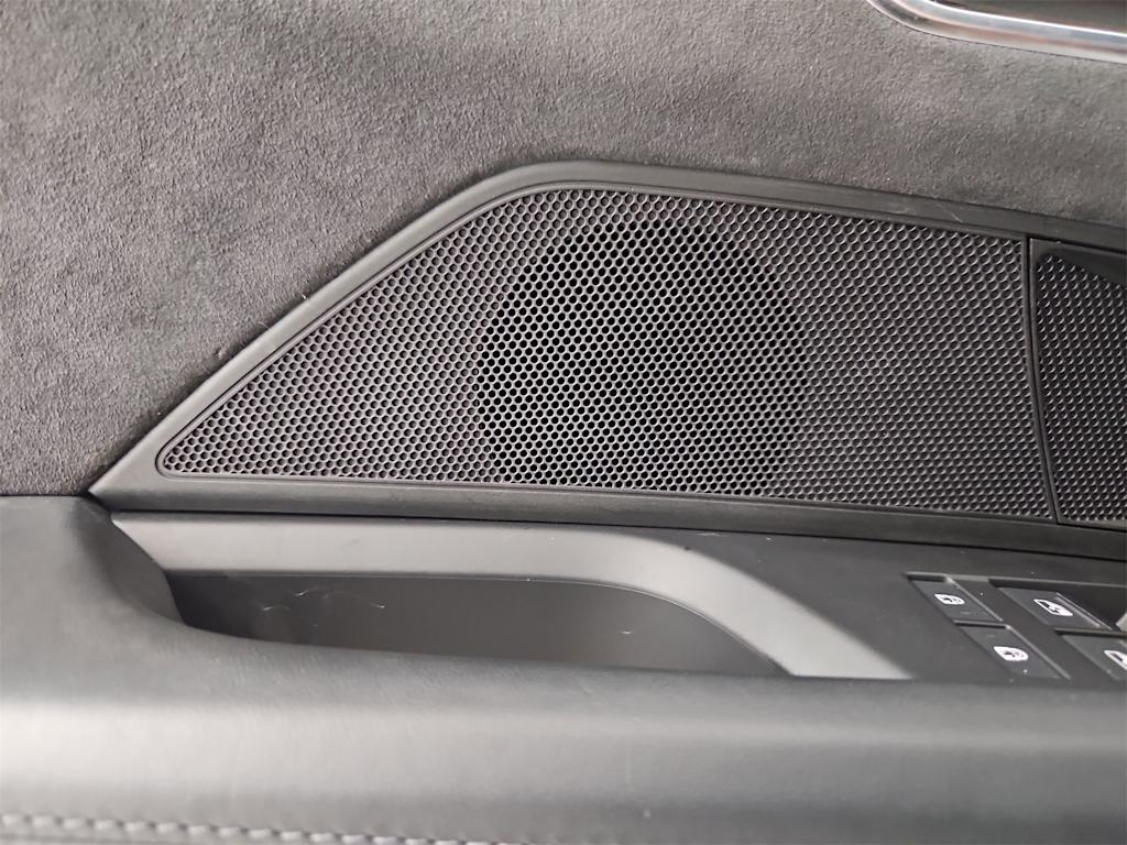 Thumbnail: 2023 Audi e-tron GT - 36