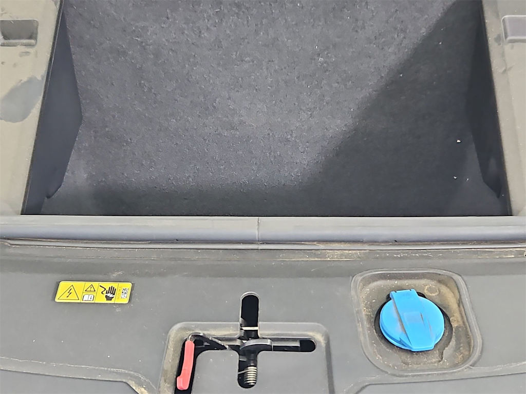 Thumbnail: 2023 Audi e-tron GT - 25