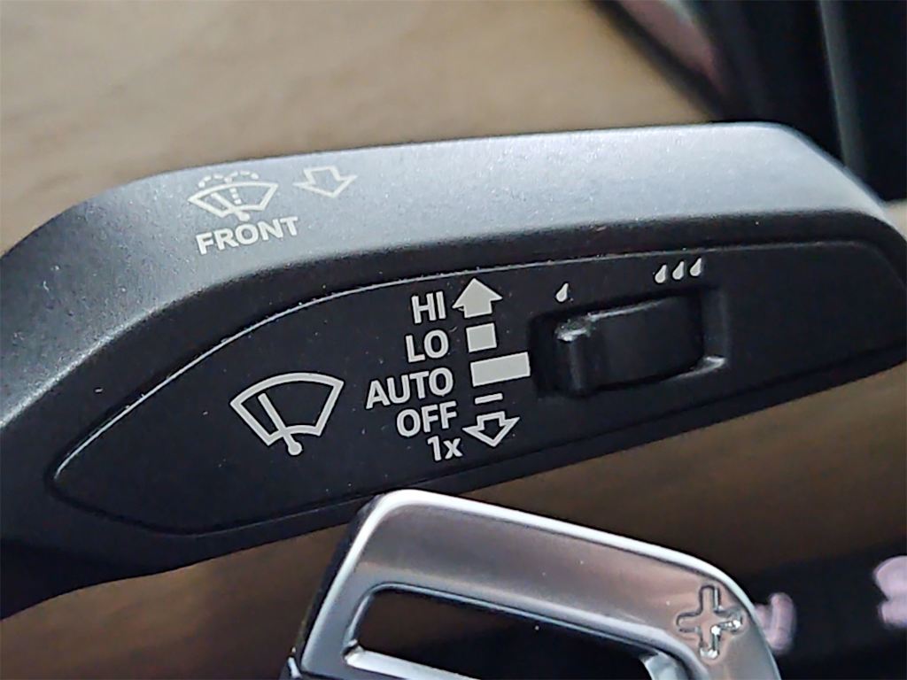 Thumbnail: 2023 Audi e-tron GT - 19