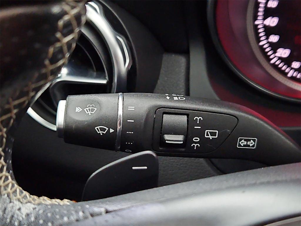 Thumbnail: 2018 Mercedes-Benz GLA - 17