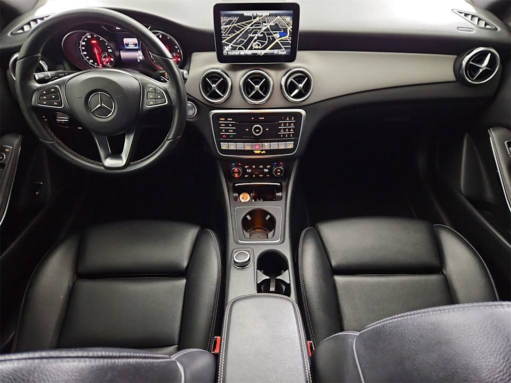 Thumbnail: 2018 Mercedes-Benz GLA - 10