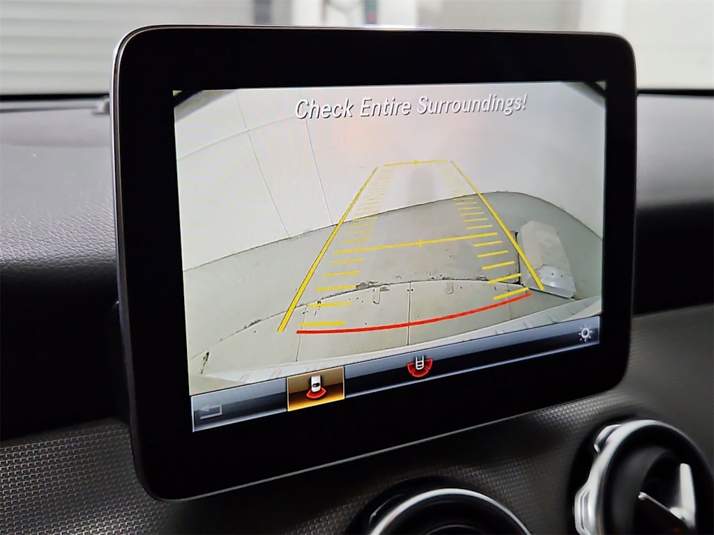 Thumbnail: 2018 Mercedes-Benz GLA - 34