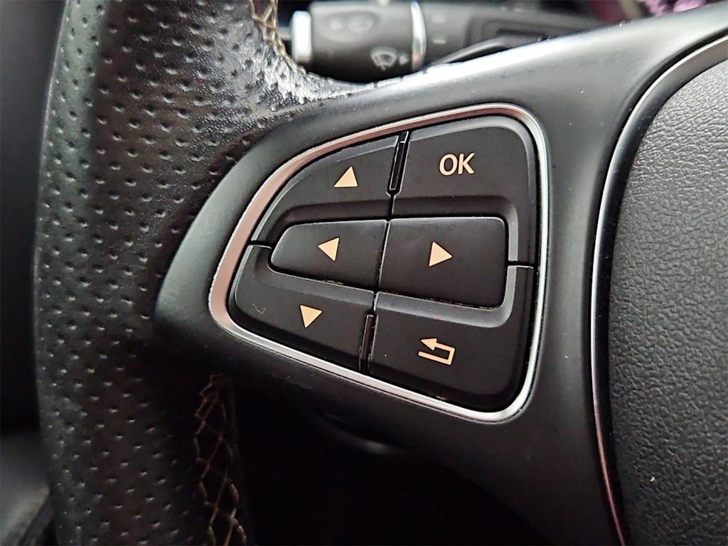 Thumbnail: 2018 Mercedes-Benz GLA - 31