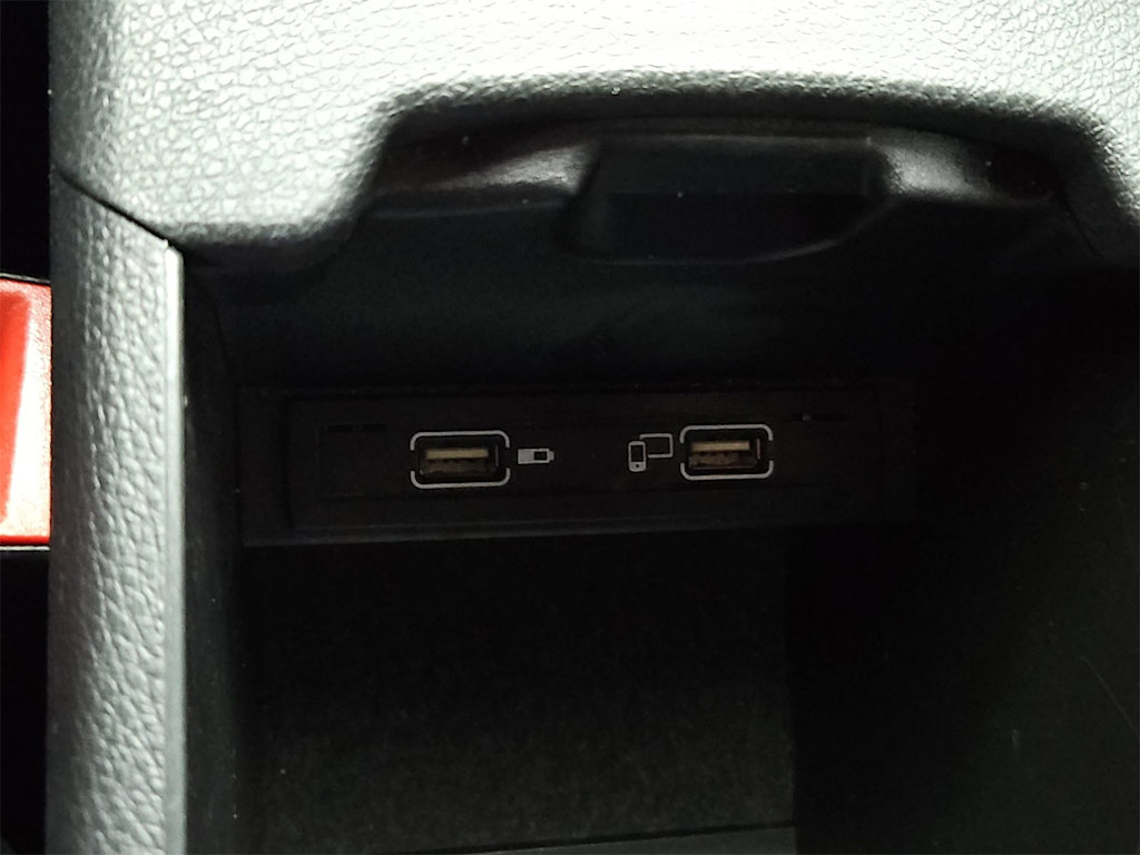 Thumbnail: 2018 Mercedes-Benz GLA - 36