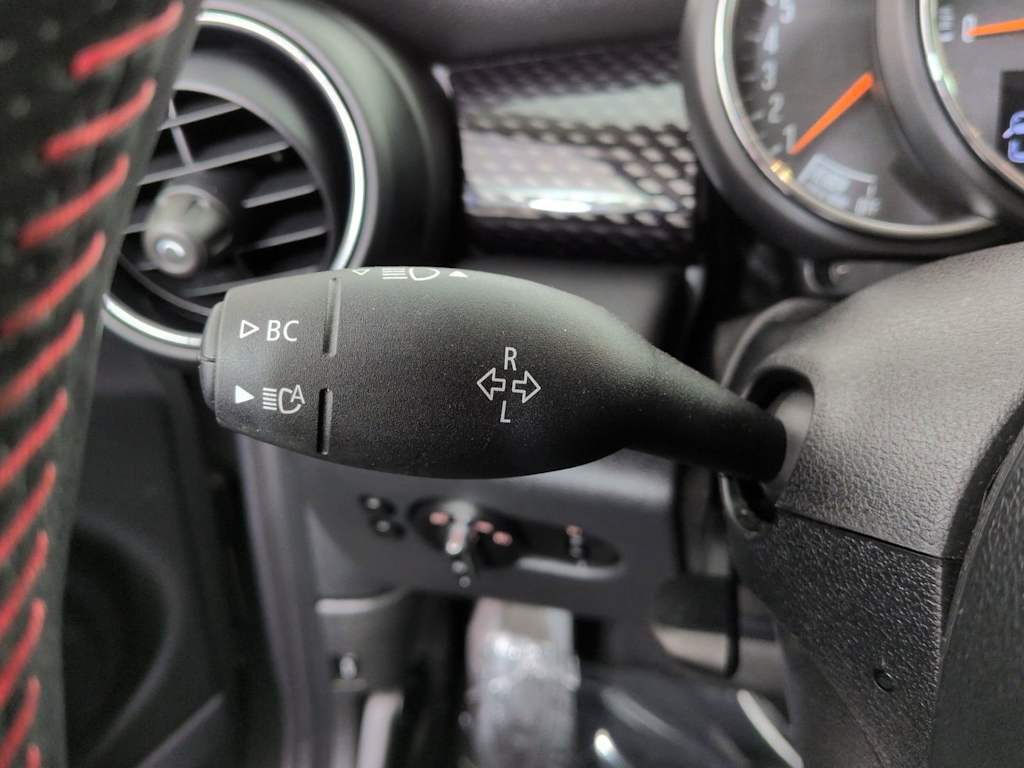 Thumbnail: 2020 MINI Cooper - 31