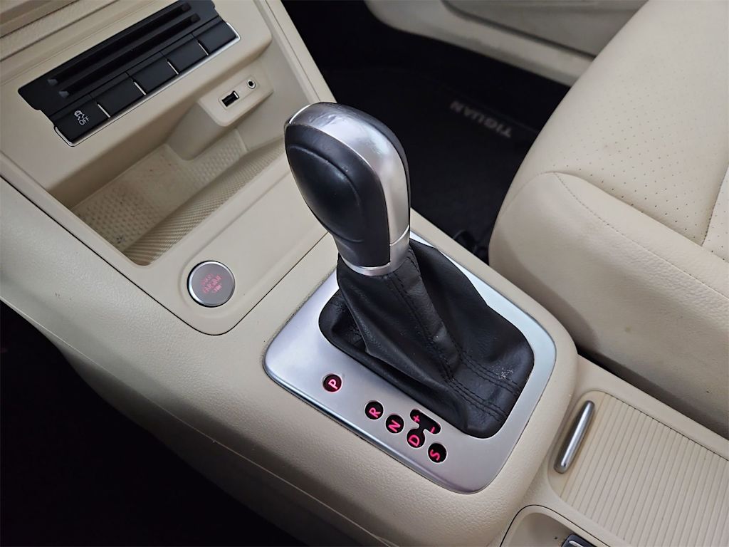 Thumbnail: 2017 Volkswagen Tiguan - 35