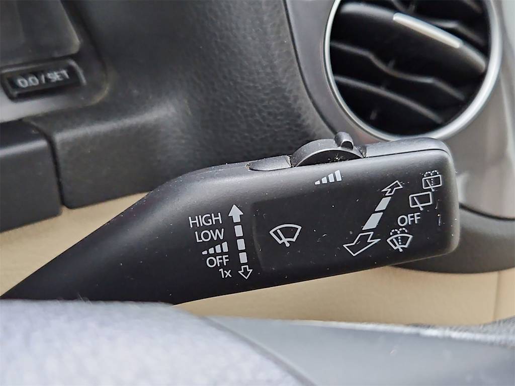 Thumbnail: 2017 Volkswagen Tiguan - 31