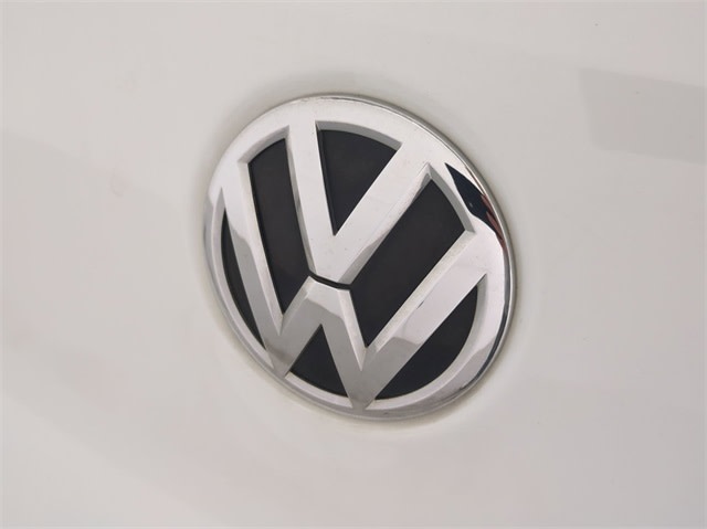 2014 Volkswagen Tiguan S 7