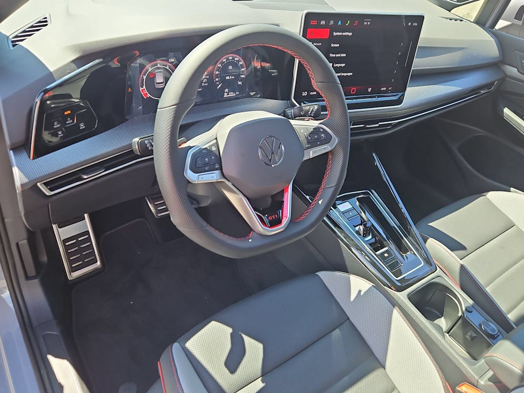 Thumbnail: 2026 Volkswagen Golf - 2