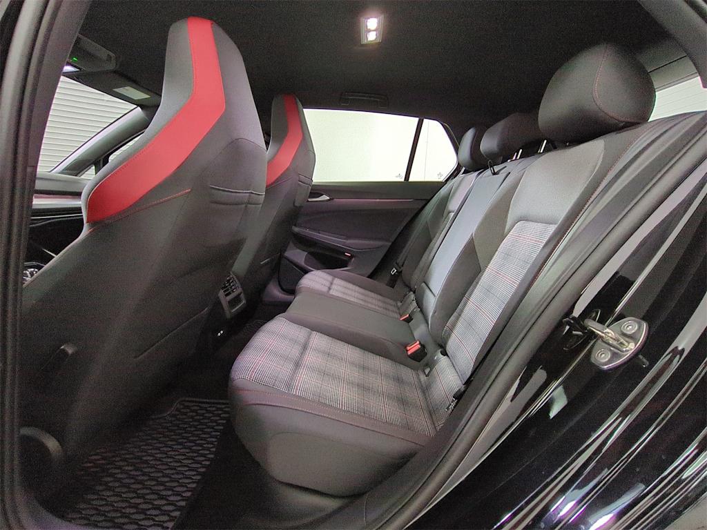 Thumbnail: 2025 Volkswagen Golf - 27