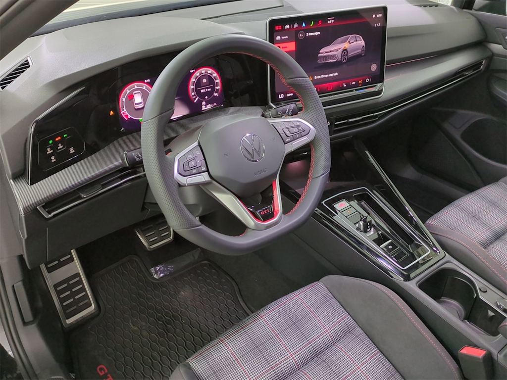 Thumbnail: 2025 Volkswagen Golf - 2