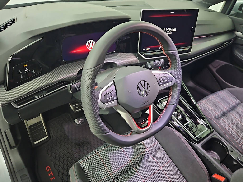 Thumbnail: 2025 Volkswagen Golf - 2