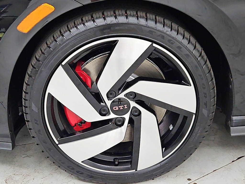Thumbnail: 2026 Volkswagen Golf - 8