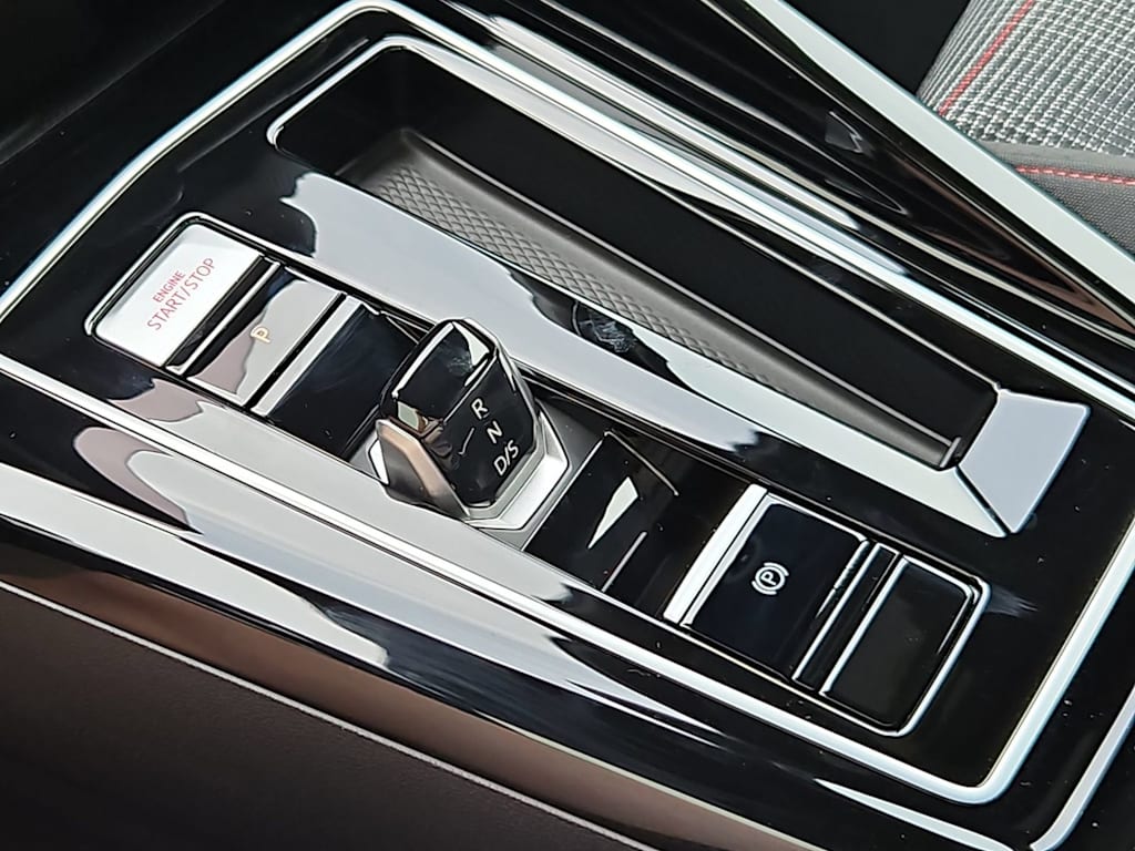 Thumbnail: 2026 Volkswagen Golf - 36