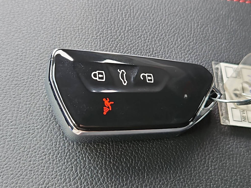 Thumbnail: 2026 Volkswagen Golf - 18