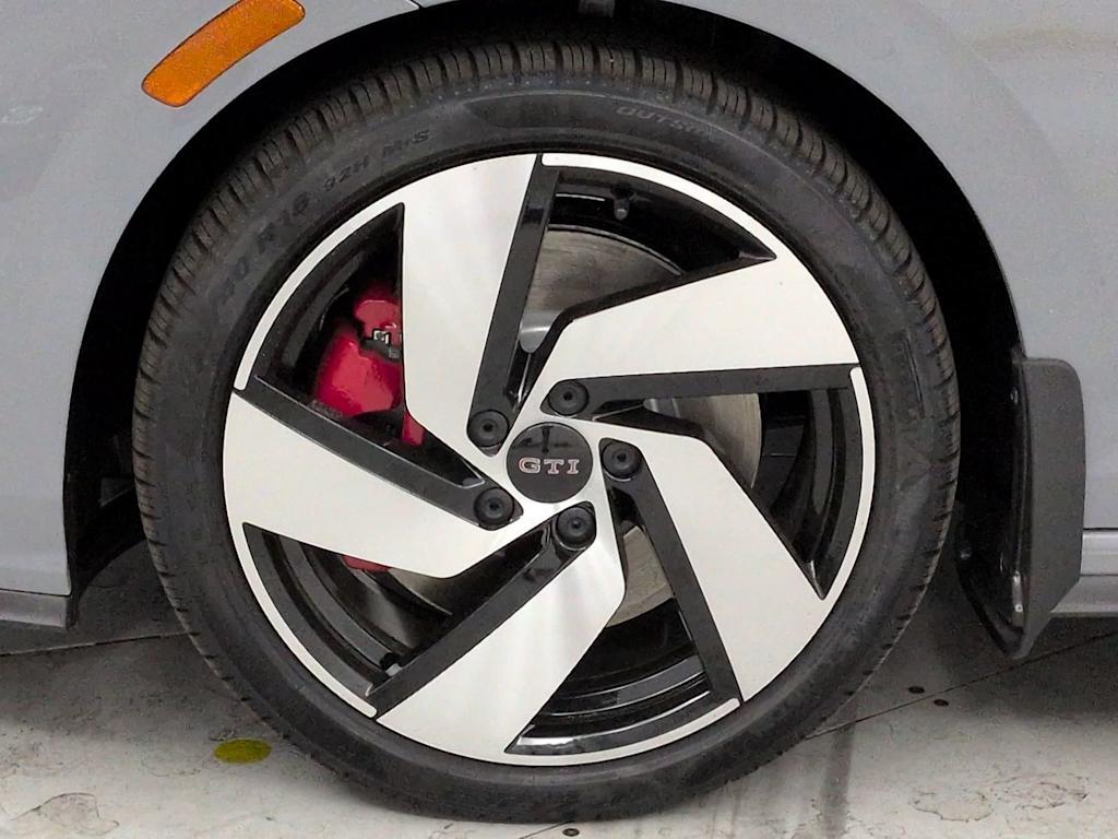 Thumbnail: 2026 Volkswagen Golf - 8