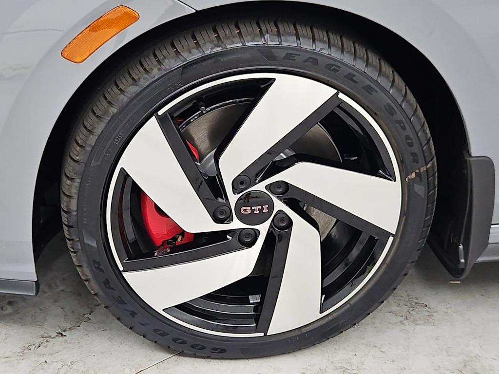 Thumbnail: 2026 Volkswagen Golf - 8