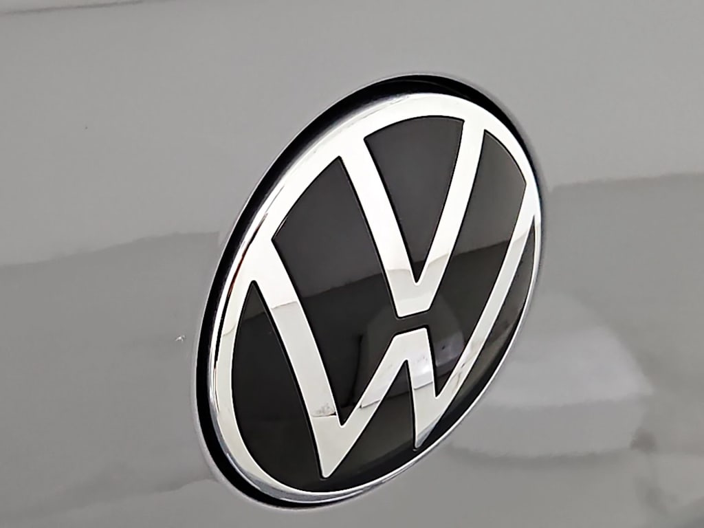 Thumbnail: 2026 Volkswagen Golf - 7