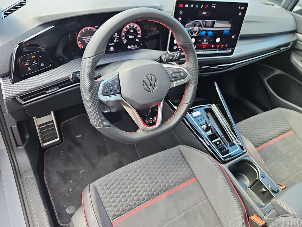 Thumbnail: 2026 Volkswagen Golf - 2