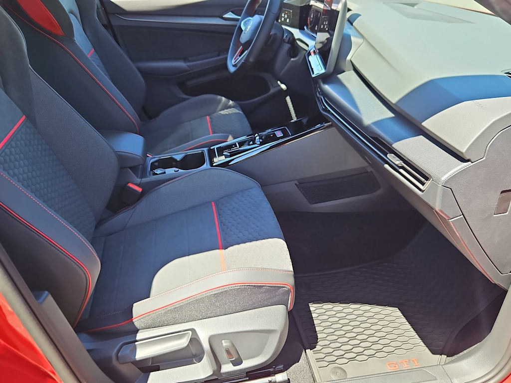 Thumbnail: 2026 Volkswagen Golf - 12