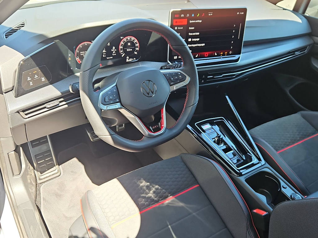 Thumbnail: 2026 Volkswagen Golf - 2