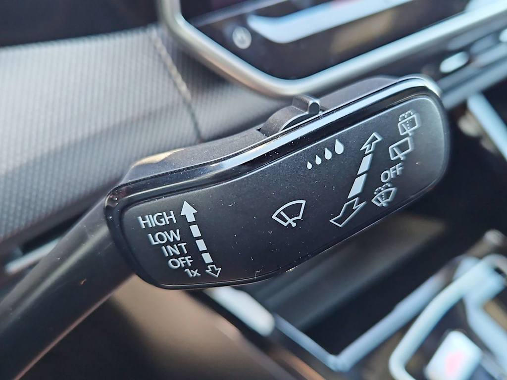 Thumbnail: 2026 Volkswagen Golf - 32