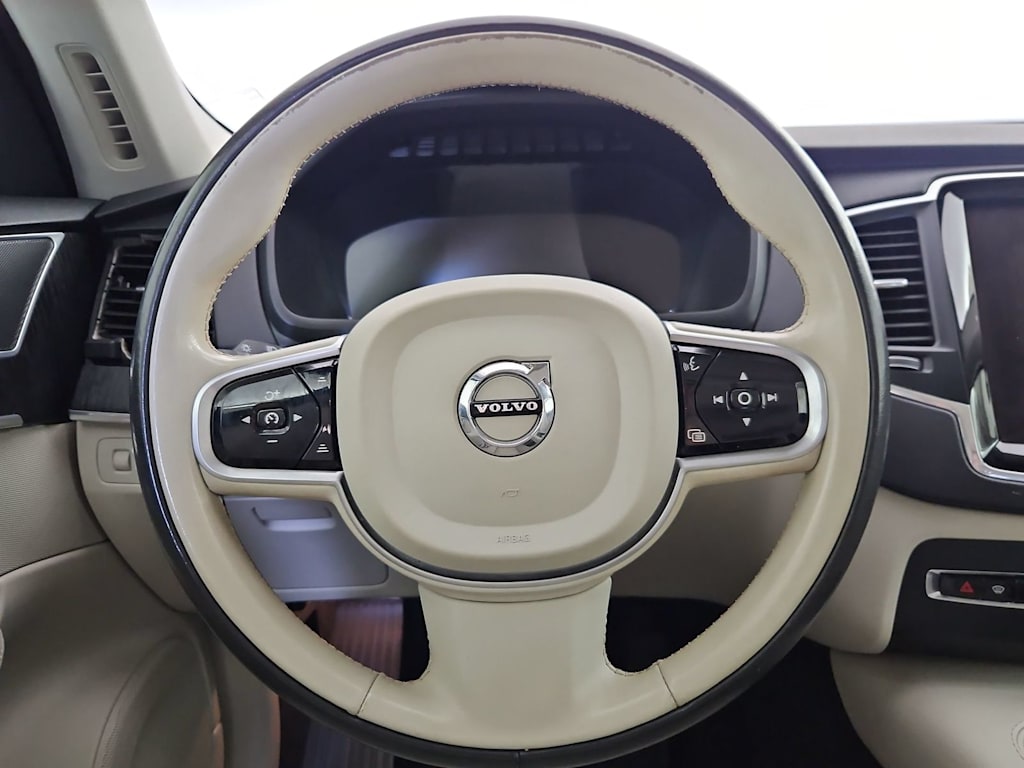 Thumbnail: 2020 Volvo XC90 - 14