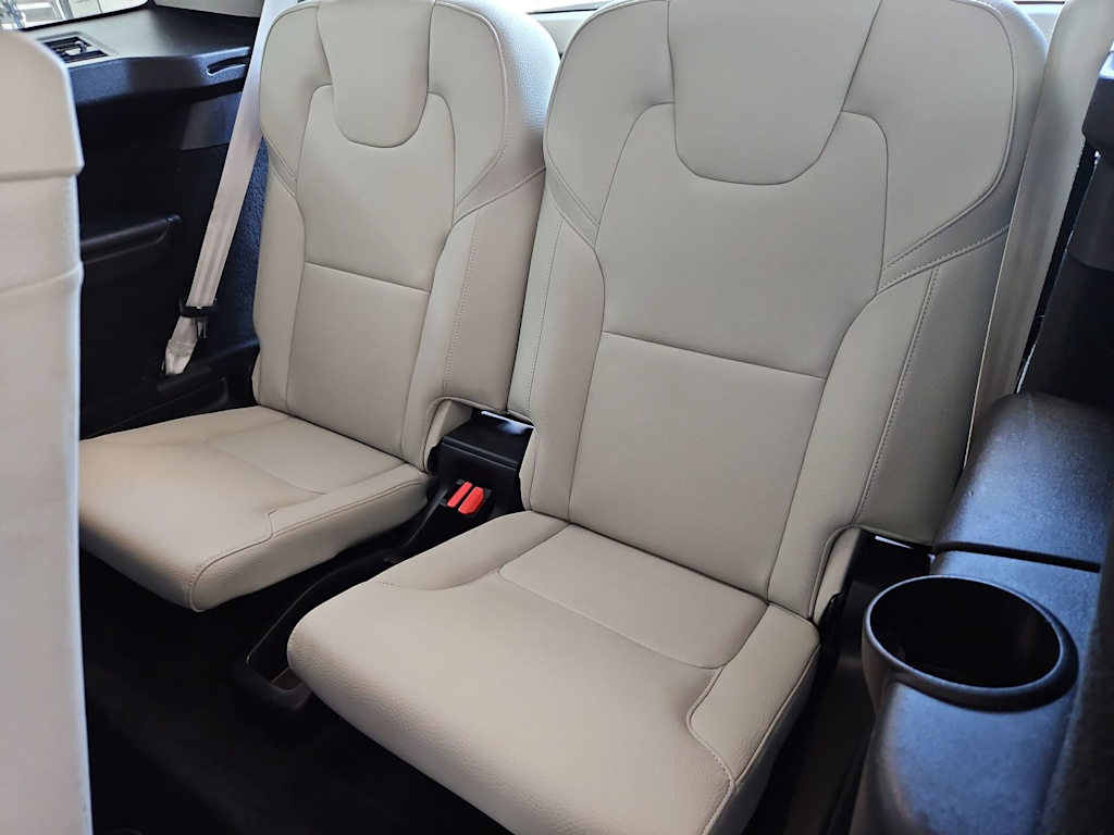 Thumbnail: 2020 Volvo XC90 - 36