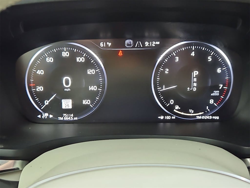 Thumbnail: 2021 Volvo V60 - 37