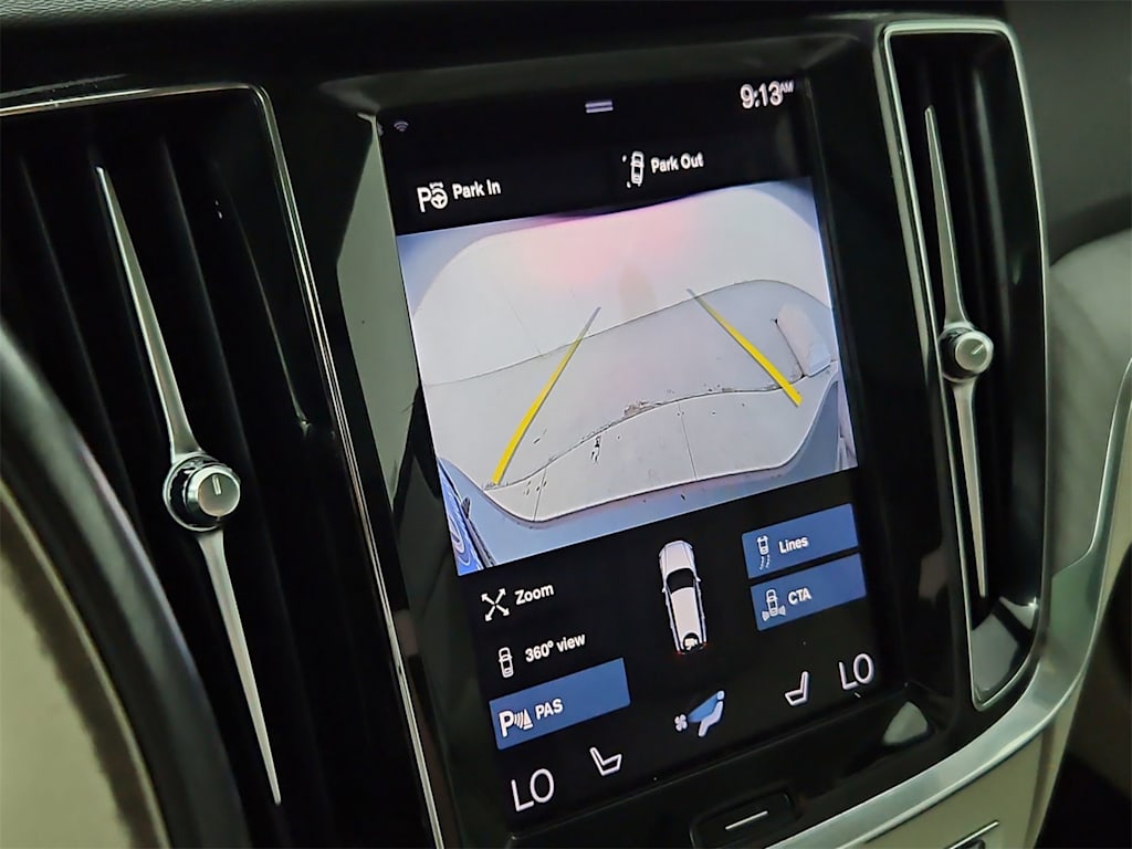 Thumbnail: 2021 Volvo V60 - 33